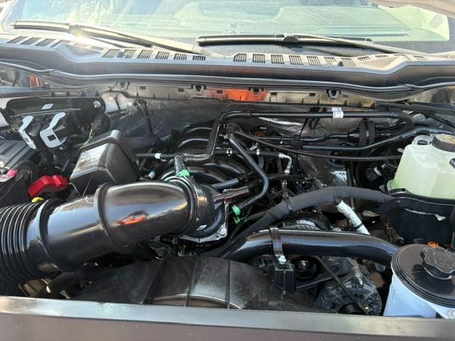 Ford F-350 SD XL Crew Cab Long Bed 4WD 2024