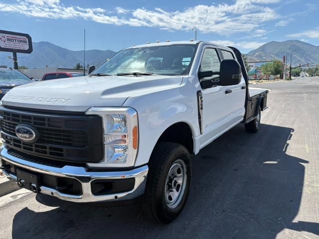 Ford F-350 SD XL Crew Cab Long Bed 4WD 2024