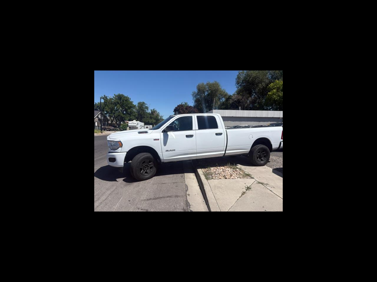 RAM 2500 Tradesman Crew Cab LWB 4WD 2022