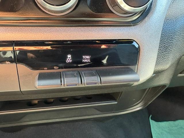 RAM 2500 Tradesman Crew Cab LWB 4WD 2022