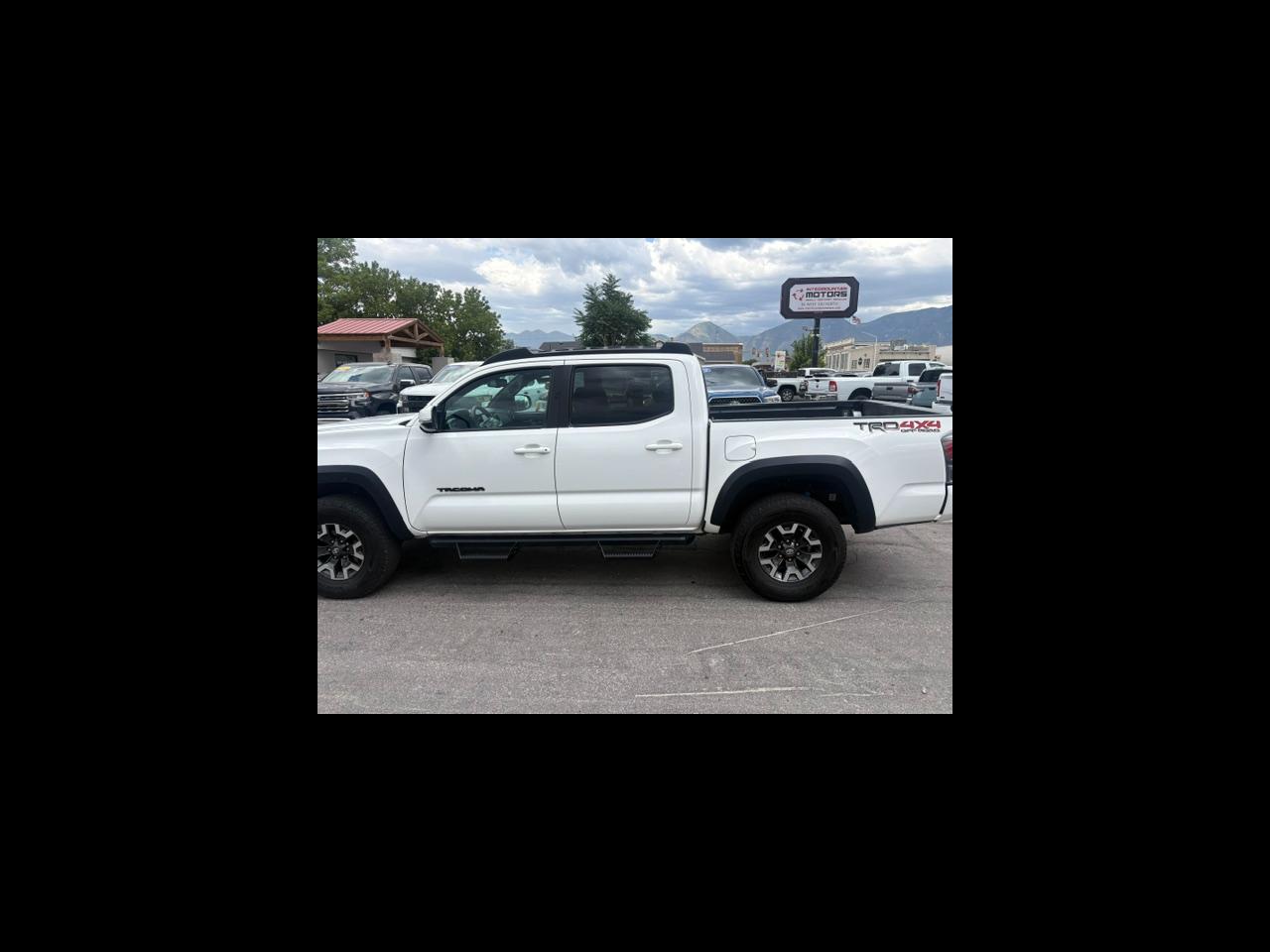 Toyota Tacoma  2021