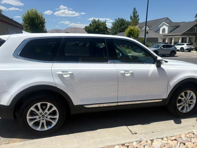 Kia Telluride LX AWD 2021