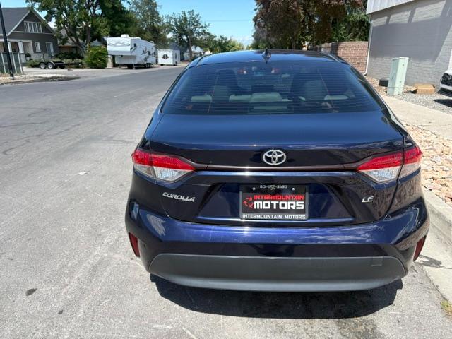 Toyota Corolla LE 2024