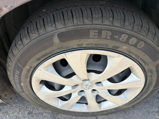Toyota Corolla LE 2024