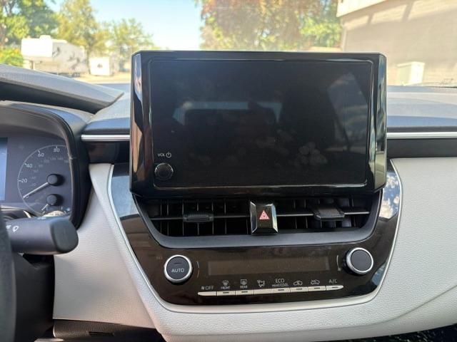 Toyota Corolla LE 2024