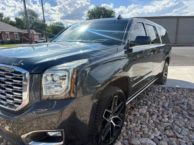 GMC Yukon XL Denali 4WD 2019