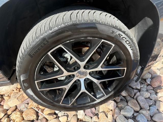 GMC Yukon XL Denali 4WD 2019