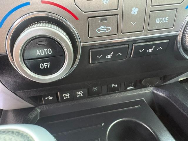 Toyota Tundra Limited 5.7L CrewMax 4WD 2021