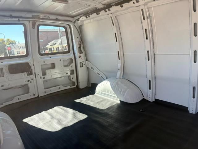 Chevrolet Express 2500 Cargo 2023