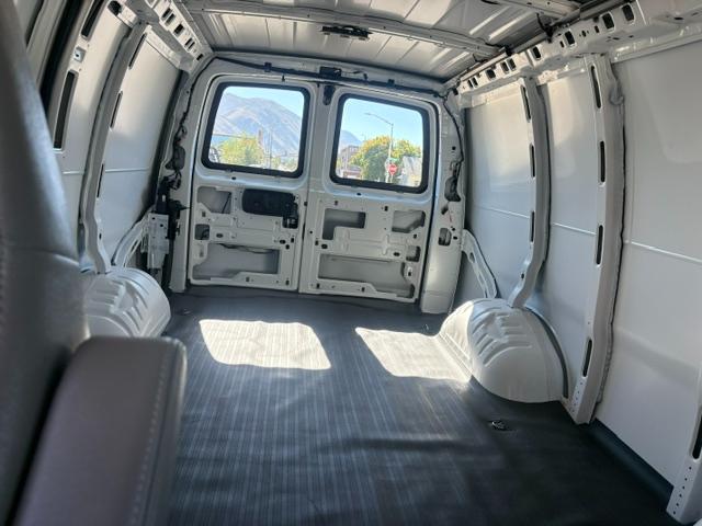 Chevrolet Express 2500 Cargo 2023