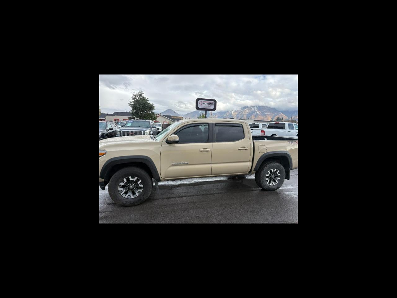 Toyota Tacoma  2017