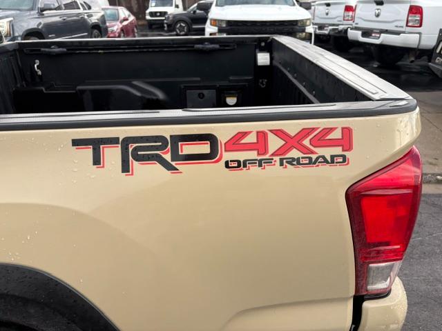 Toyota Tacoma  2017