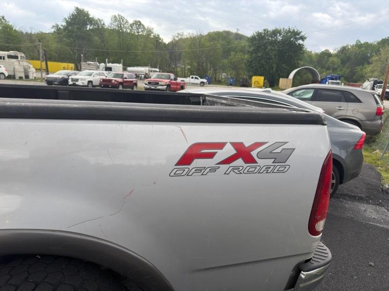 Ford F-150 Lariat SuperCab Long Bed 4WD 2002