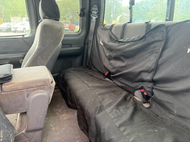 Ford F-150 Lariat SuperCab Long Bed 4WD 2002