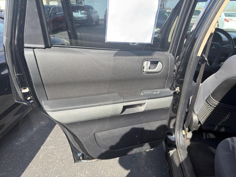 Mitsubishi Endeavor LS AWD 2006