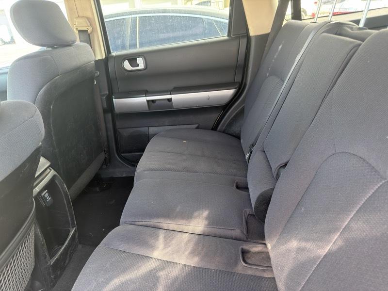 Mitsubishi Endeavor LS AWD 2006