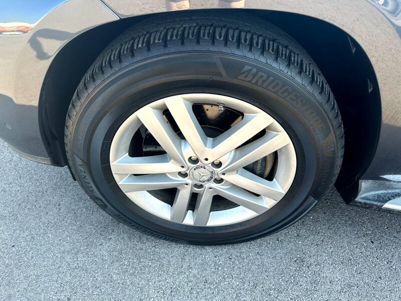 Mercedes-Benz GL-Class GL450 4MATIC 2013 Mercedes-Benz GL-Class GL450 4MATIC 2013