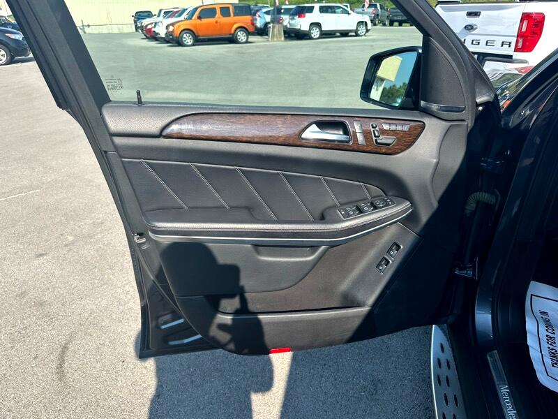 Mercedes-Benz GL-Class GL450 4MATIC 2013 Mercedes-Benz GL-Class GL450 4MATIC 2013