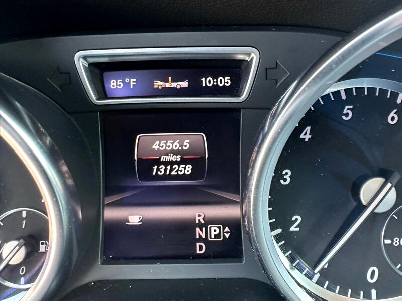 Mercedes-Benz GL-Class GL450 4MATIC 2013 Mercedes-Benz GL-Class GL450 4MATIC 2013