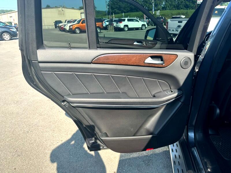 Mercedes-Benz GL-Class GL450 4MATIC 2013 Mercedes-Benz GL-Class GL450 4MATIC 2013