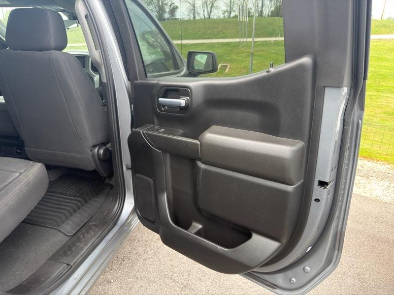 Chevrolet Silverado 1500 Custom Crew Cab 4WD 2021
