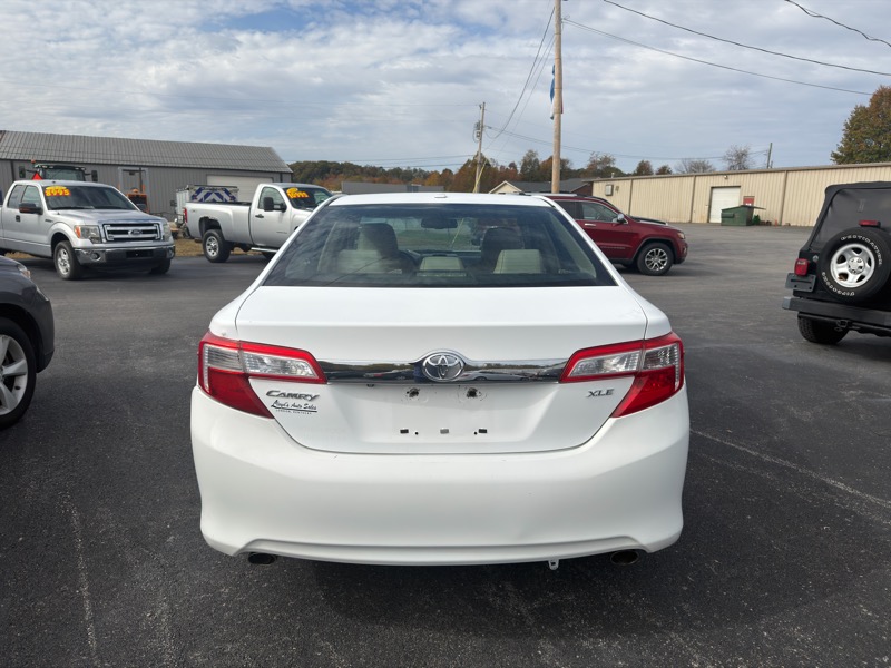 Toyota Camry XLE V6 2012 Toyota Camry XLE V6 2012