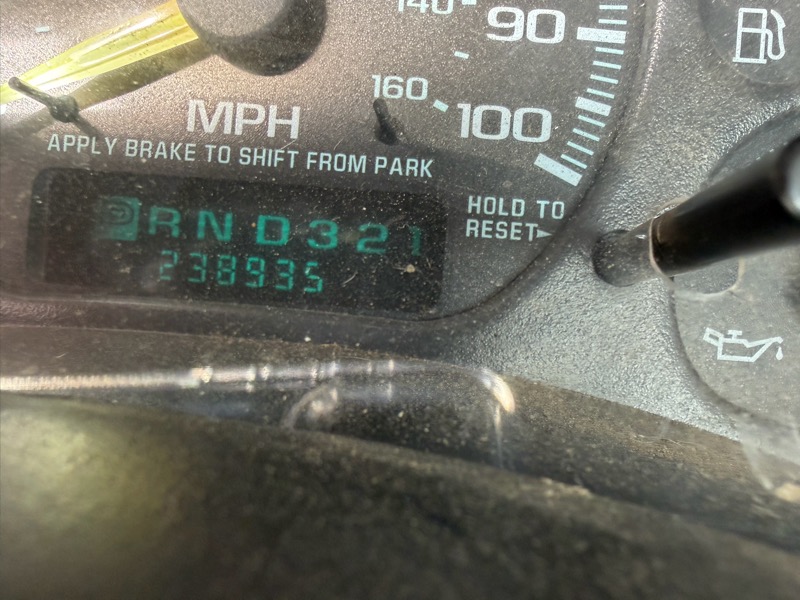 GMC Sierra 2500HD SL 4WD 2001 GMC Sierra 2500HD SL 4WD 2001