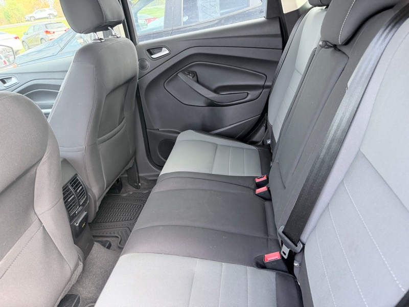 Ford Escape SE FWD 2016 Ford Escape SE FWD 2016