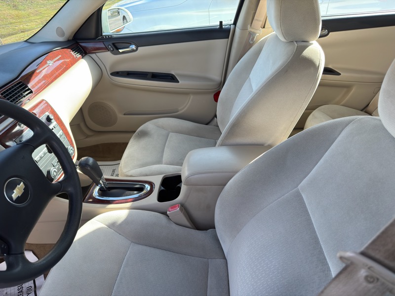 Chevrolet Impala LT 2009