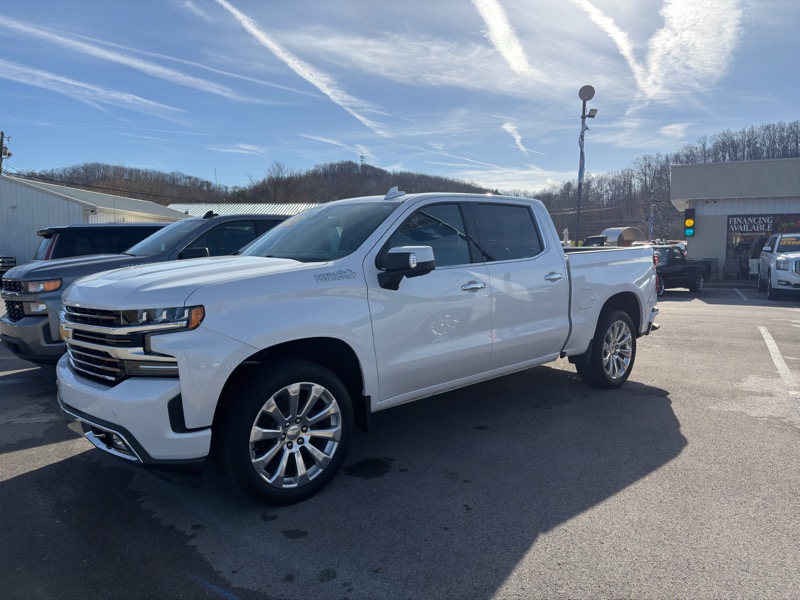 2019 Chevrolet Silverado 1500 4WD Crew Cab 143.5" High Country