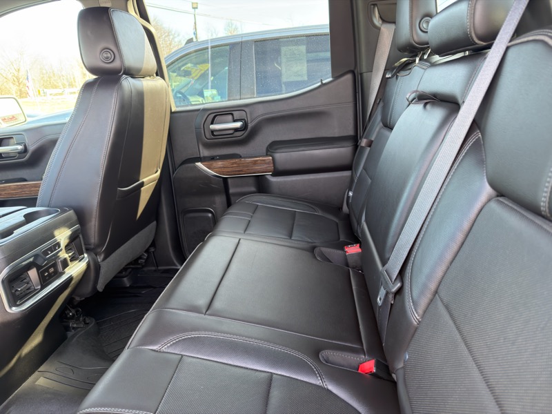 Chevrolet Silverado 1500 4WD Crew Cab 143.5" High Country 2019