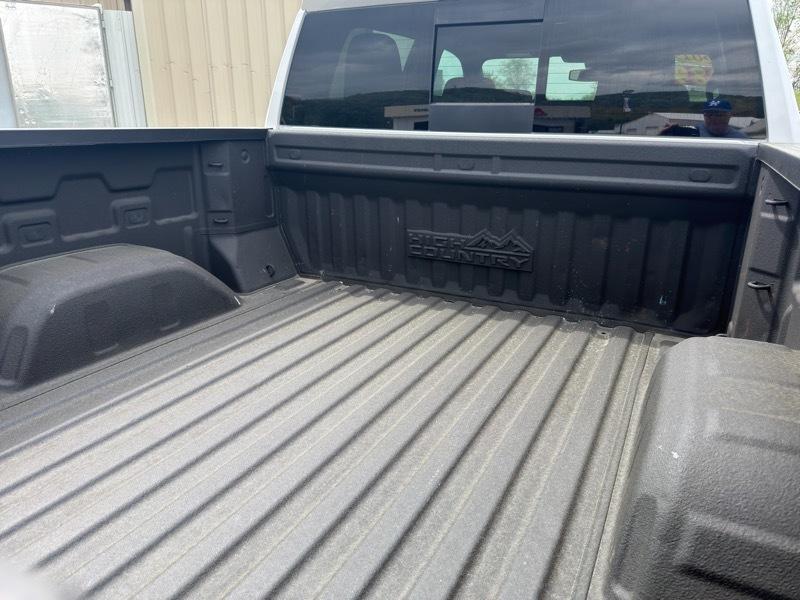 Chevrolet Silverado 1500 4WD Crew Cab 143.5" High Country 2019