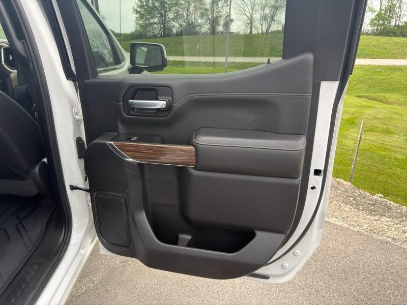 Chevrolet Silverado 1500 4WD Crew Cab 143.5" High Country 2019