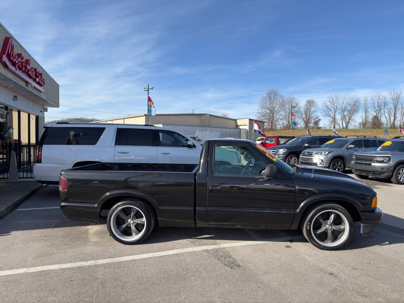 Chevrolet S10 Pickup Reg. Cab Short Bed 2WD 1994