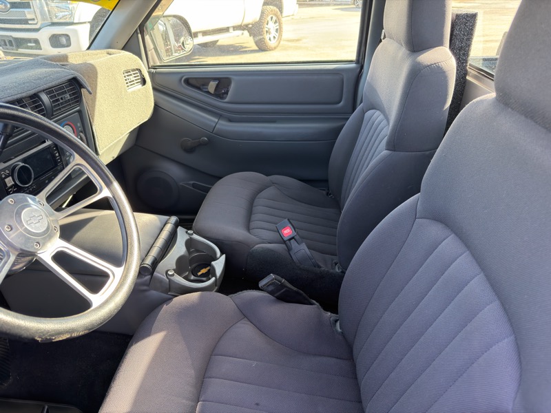 Chevrolet S10 Pickup Reg. Cab Short Bed 2WD 1994