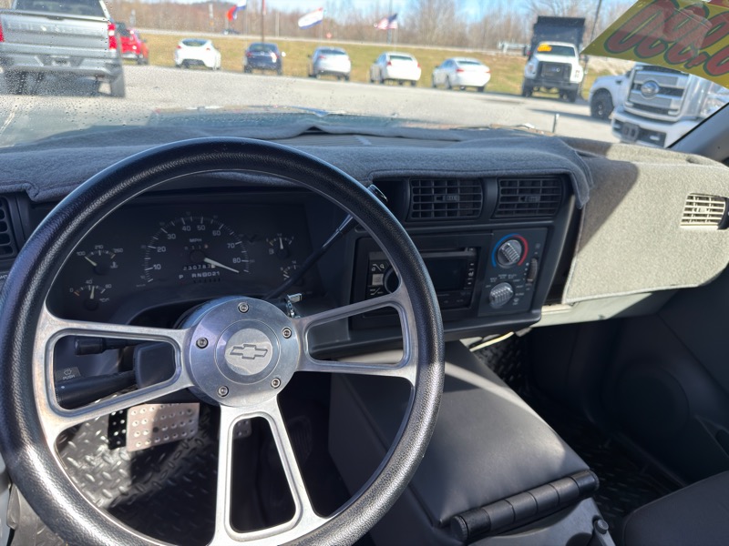 Chevrolet S10 Pickup Reg. Cab Short Bed 2WD 1994