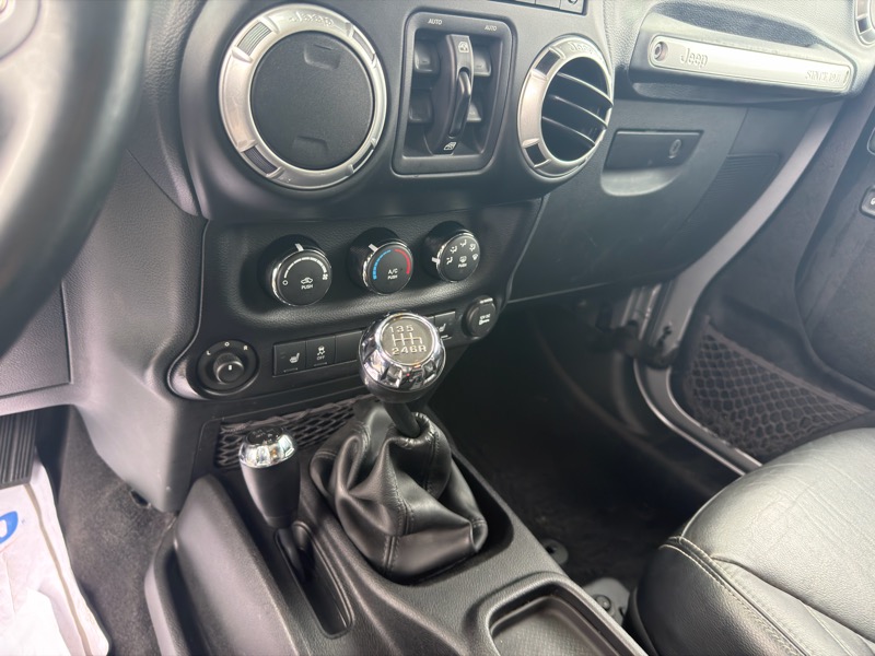 Jeep Wrangler Unlimited Rubicon 4WD 2015