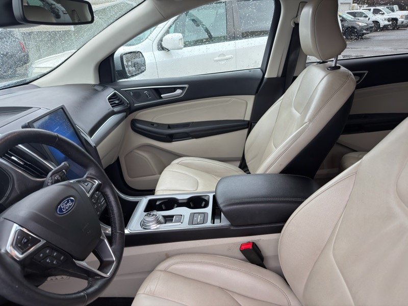 Ford Edge Titanium AWD 2022
