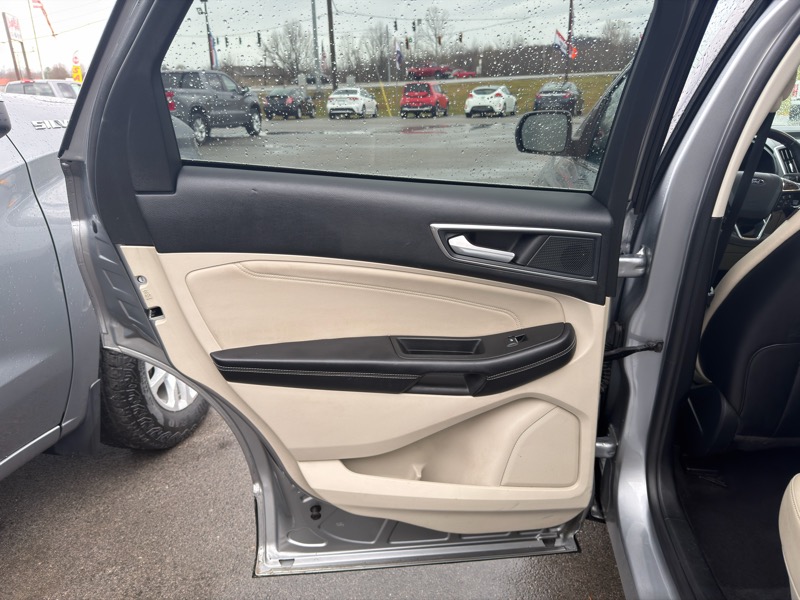 Ford Edge Titanium AWD 2022