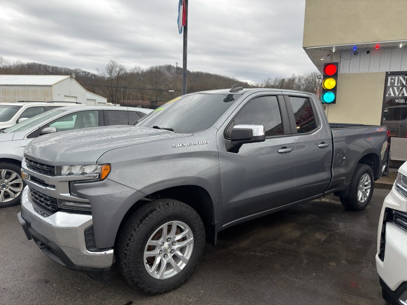 2020 Chevrolet Silverado 1500 1LT Crew Cab 4WD