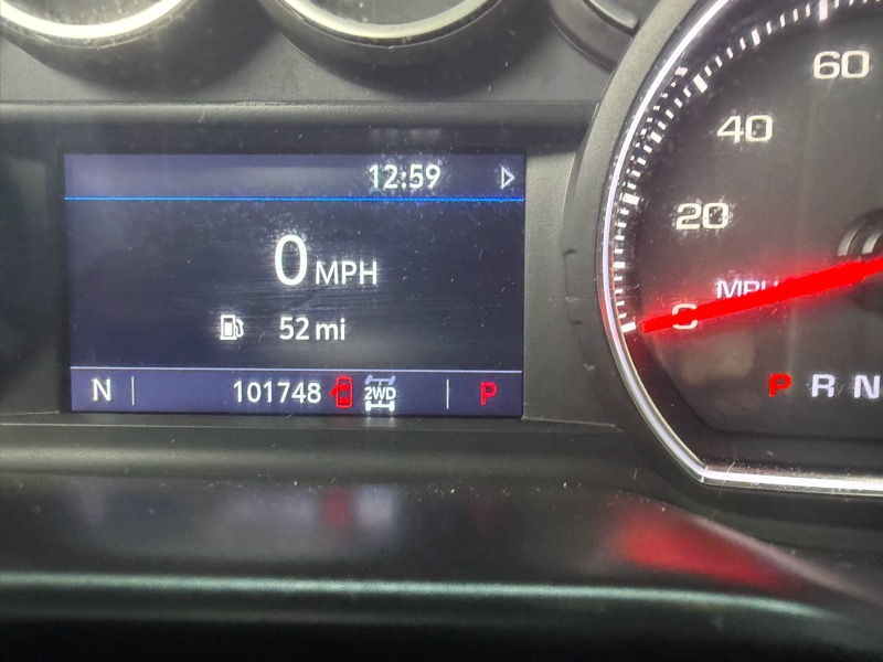 Chevrolet Silverado 1500 1LT Crew Cab 4WD 2020