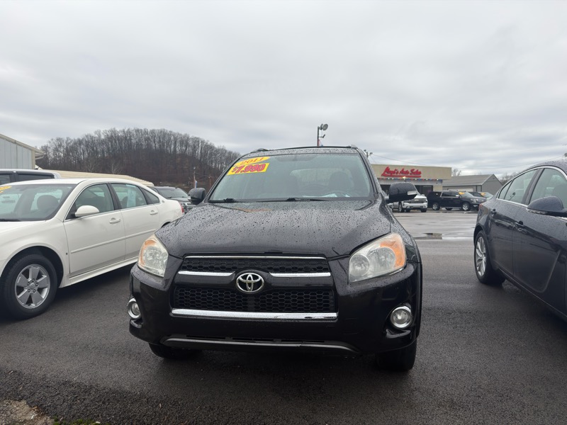 Toyota RAV4 Limited I4 4WD 2011