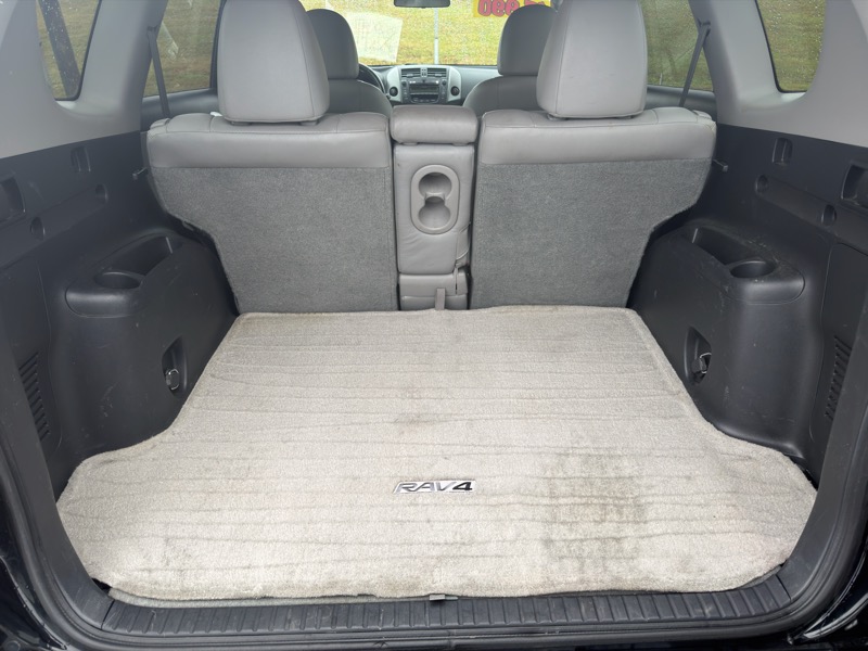 Toyota RAV4 Limited I4 4WD 2011