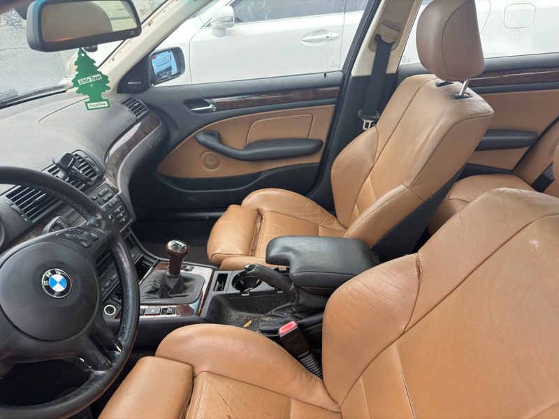 BMW 3-Series 325xi Sedan 2005