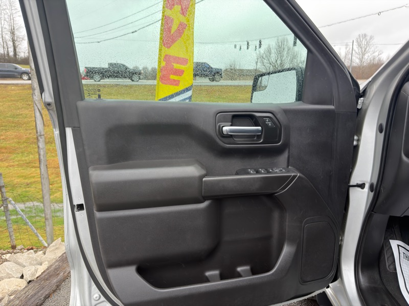 Chevrolet Silverado 1500 Limited Custom Crew Cab Short Box 4WD 2022