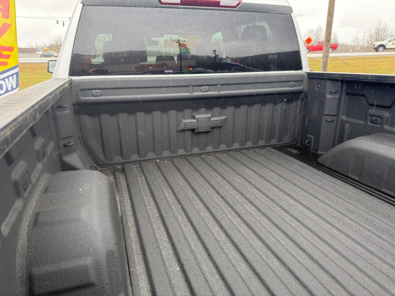 Chevrolet Silverado 1500 Limited Custom Crew Cab Short Box 4WD 2022