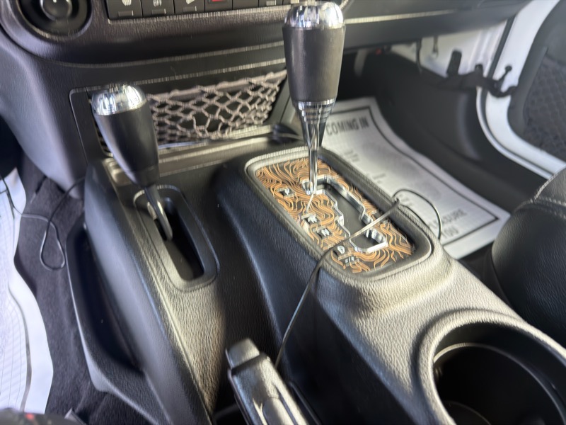 Jeep Wrangler Unlimited Sahara 4WD 2017