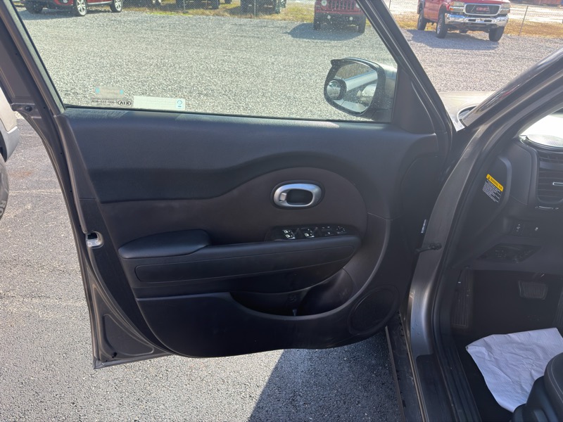 Kia Soul Base 6A 2019