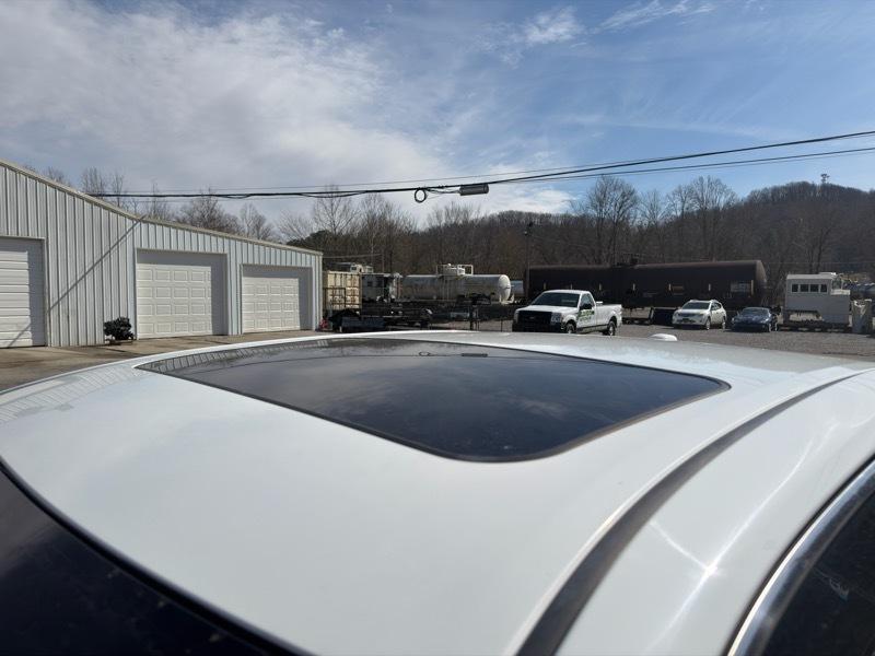 Toyota Camry 4dr Sdn SE Auto V6 2012