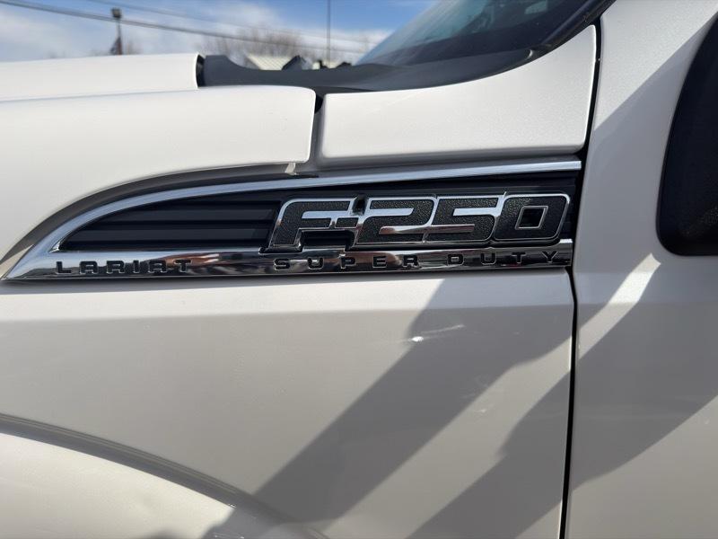 Ford F-250 SD Platinum Crew Cab 4WD 2016